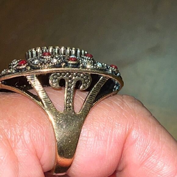 NWT Costume jewelry Turkish Victorian game of thrones dark red ring - Picture 10 of 13